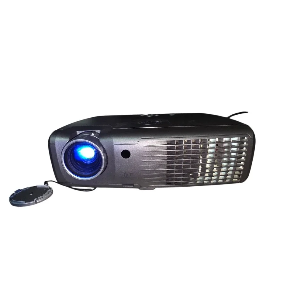 Dell 2300MP DLP Projector Lumens Home Theater Desktop with carry case and remote